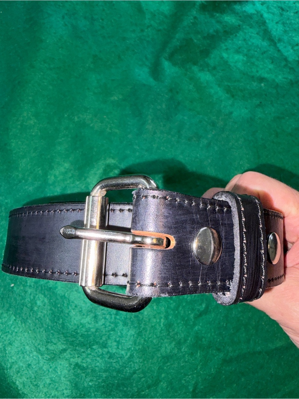 Black Leather Men's Belt — Handcrafted Style - Picture 11 of 11